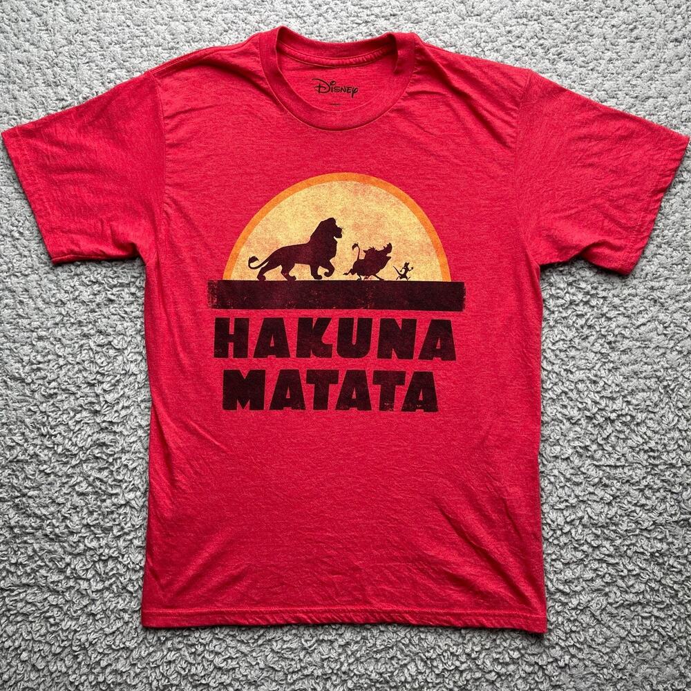 Disney Lion King Shirt Men’s Medium Red Short Sleeve Crew Neck Hakuna Matata